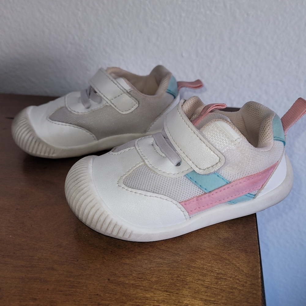 Toddler Girl White and Pink Sneakers